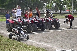 taxisnap_2006 005.JPG